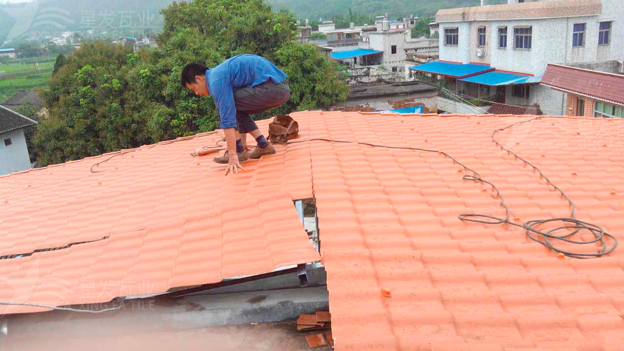 无锡屋顶铺设安装合成树脂瓦时，牢牢记住这3点，就不怕屋顶出问题！